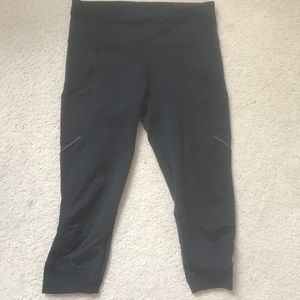 Lululemon crop leggings